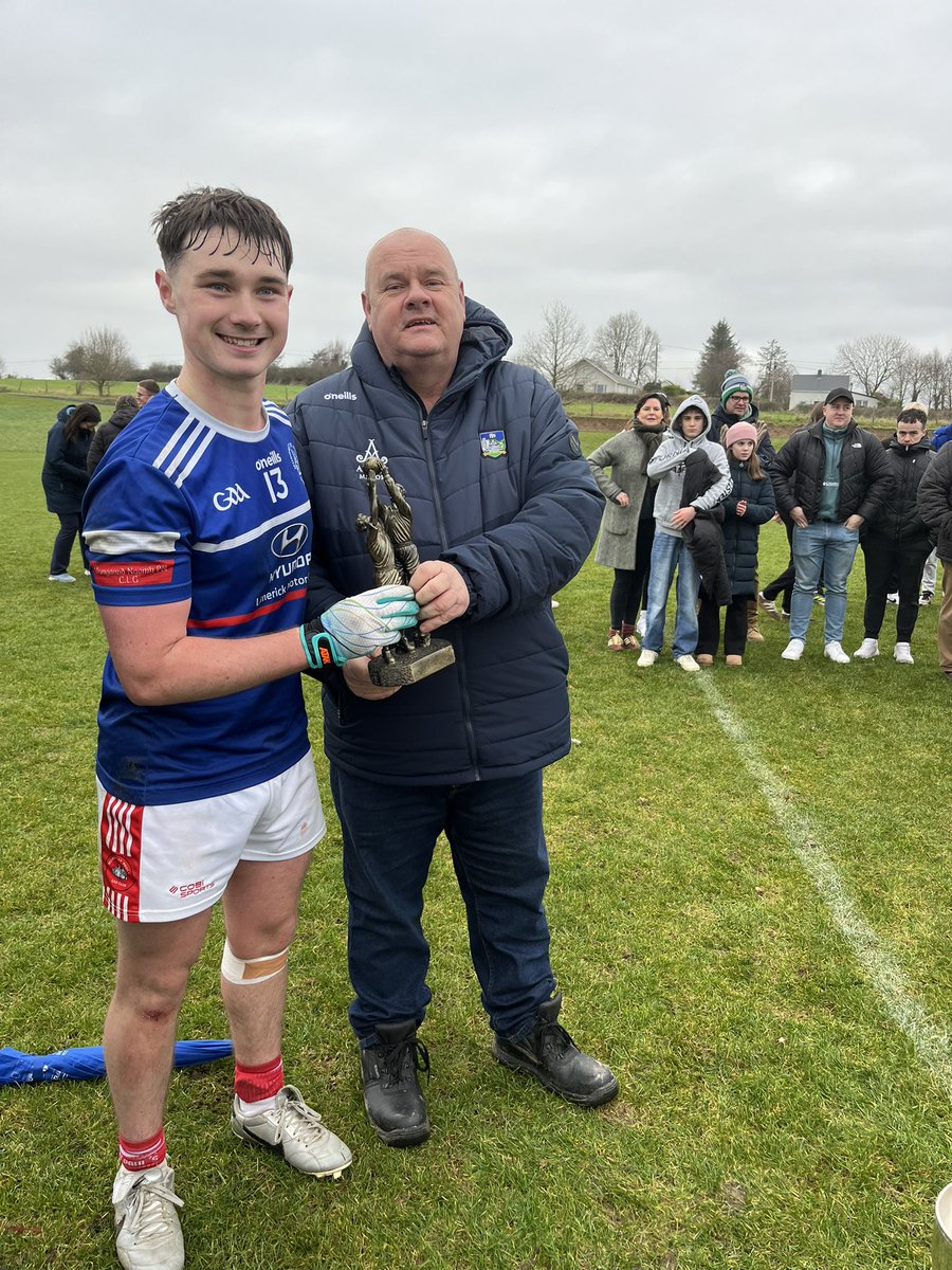 LmkFootballers's tweet photo. Mungret/St Pauls Luke Walsh was the Premier U20 Football Championship Final Man of the Match, Luke is presented with his award by Chairman of the Limerick Football Committee Wayne Fitzgerald. https://t.co/9pK2ZE0JsK