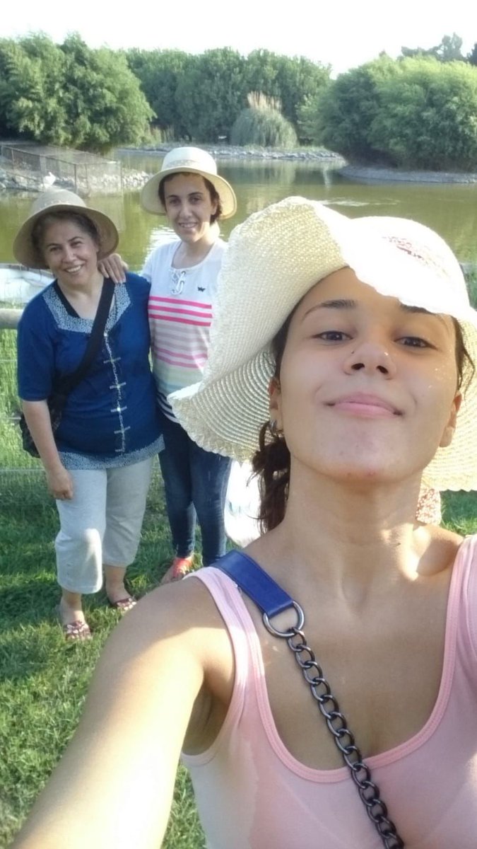 13 ocakta Demirci'de duruşmamız var
Uzak olduğu için sizi çağırmıyorum ama dualarınızı esirgemeyin lütfen
Kızım öldürüleli 3sene olcak fail dışarda bunlarda daha yeni hakim karşısına çıkcak
Kolanya dökenleri yargılamayı reddettiler napcez bilmiyorm