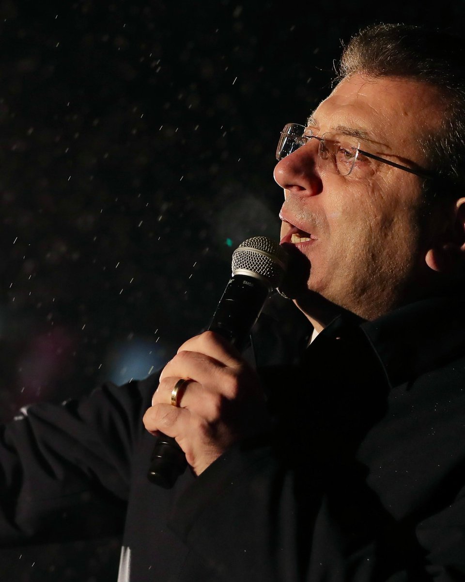 MASAK hatasını kabul etti. Her yeni raporda para miktarı azalıyor.

Ekrem İmamoğlu hakkında hazırlanan 3. MASAK raporunda mali verilerde hata yapıldığı resmen kabul edildi.

🔎 MASAK, raporda düzeltmeler yaptı:

• Selim İmamoğlu’nun Hırvatistan’daki şirketine gönderildiği iddia