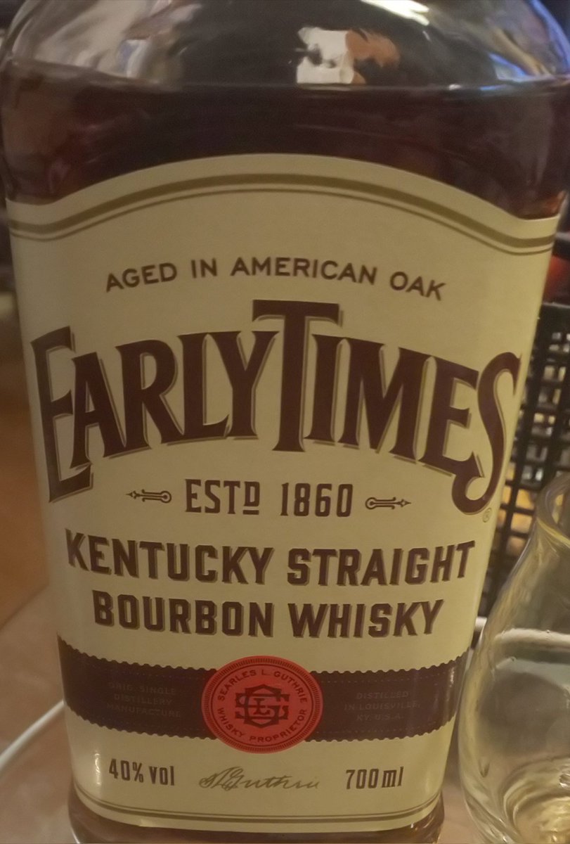 年末なんで
楽しみにしてた
コイツを開封😙

1年お疲れさまでした🥃