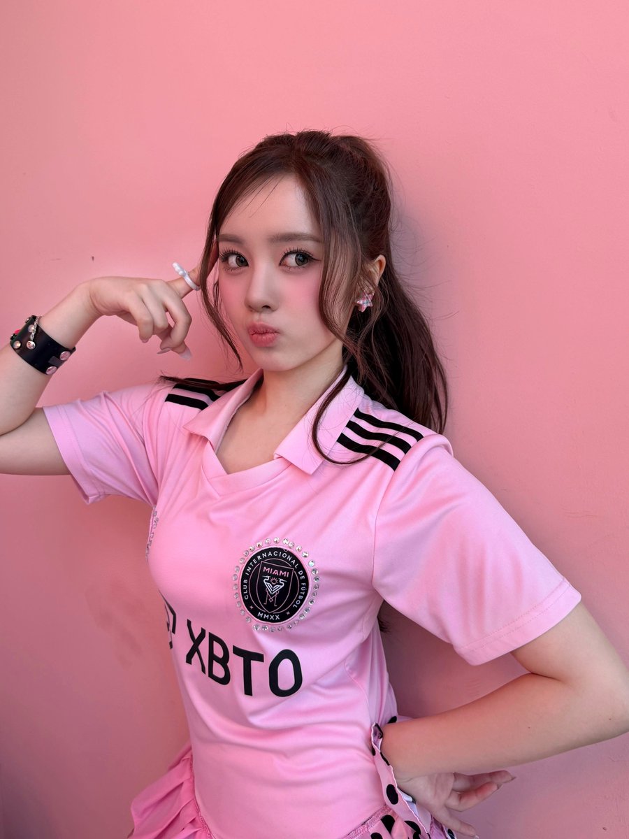 UNIS_offcl's tweet photo. 😚💖✨

#UNIS #유니스 
#ELISIA #엘리시아 https://t.co/ihTLXLcPRi
