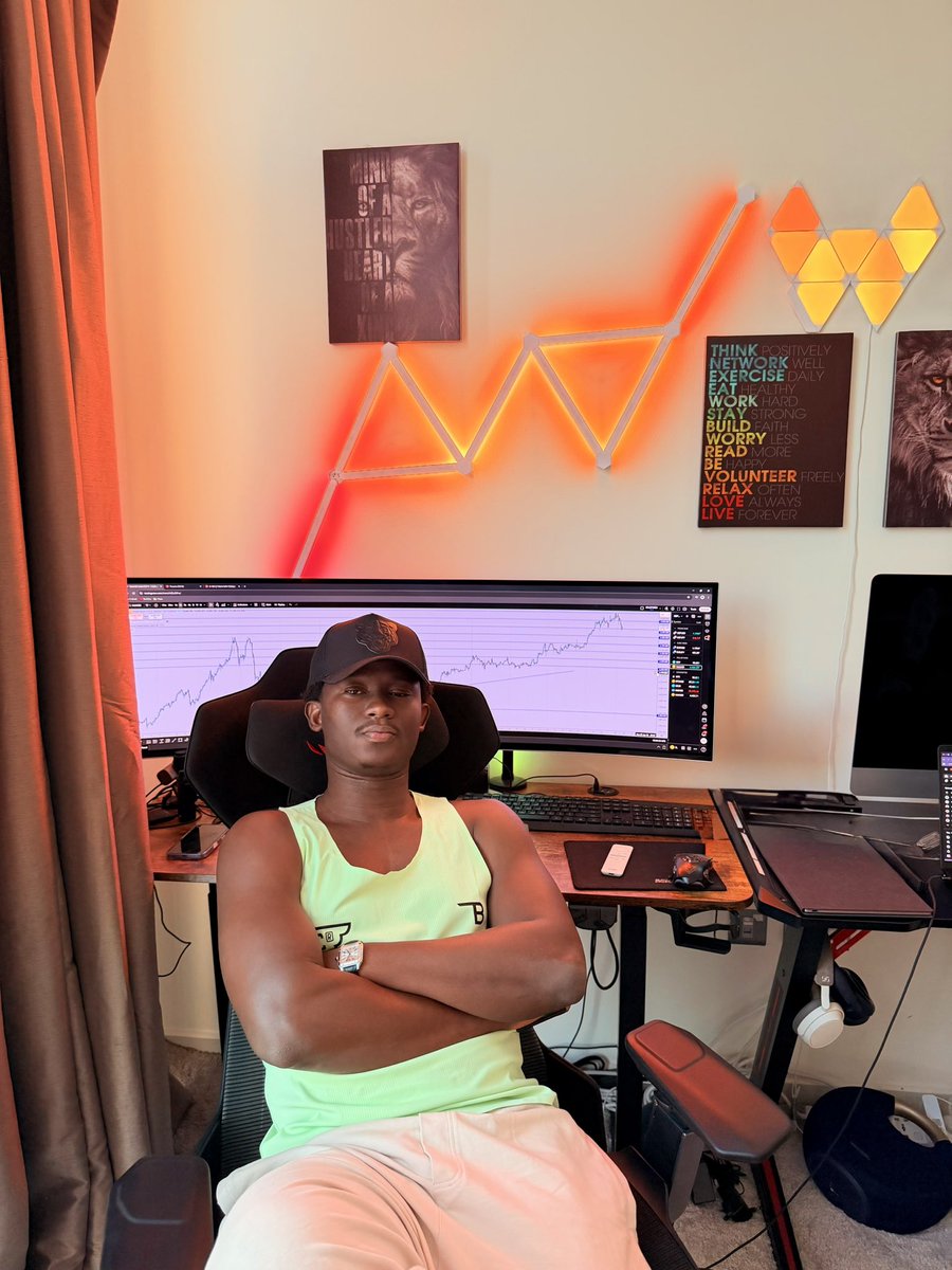 KojoForex's tweet photo. They party. We work.
They work. We stay working.
Growth isn’t luck — it’s obsession.
Don’t compare results when the habits don’t match. https://t.co/op0FVqYAbf