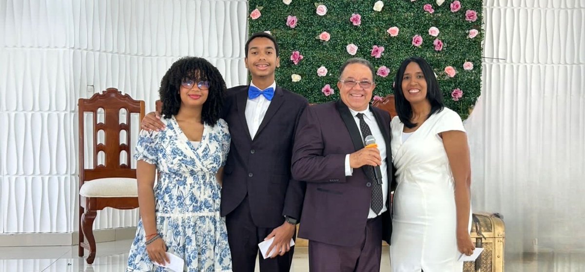 #MiBibliaDice
A Dios le agrada que vivamos felices y agradecidos, cada día, para su honra y gloria.
1 Samuel 21