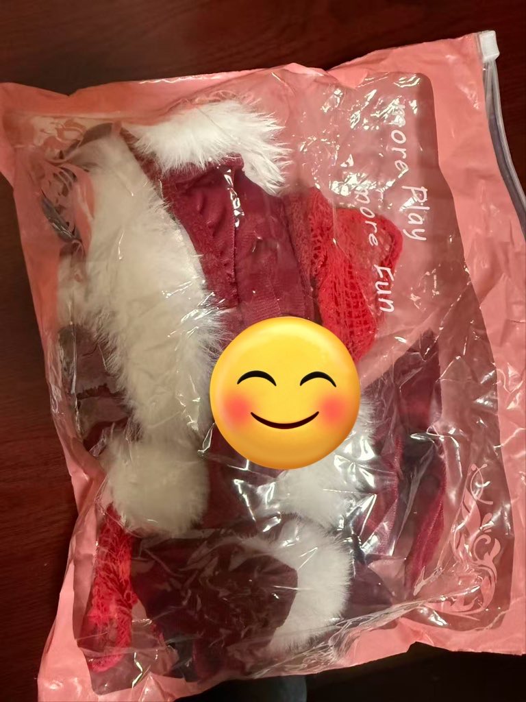 VaseBaby tweet media