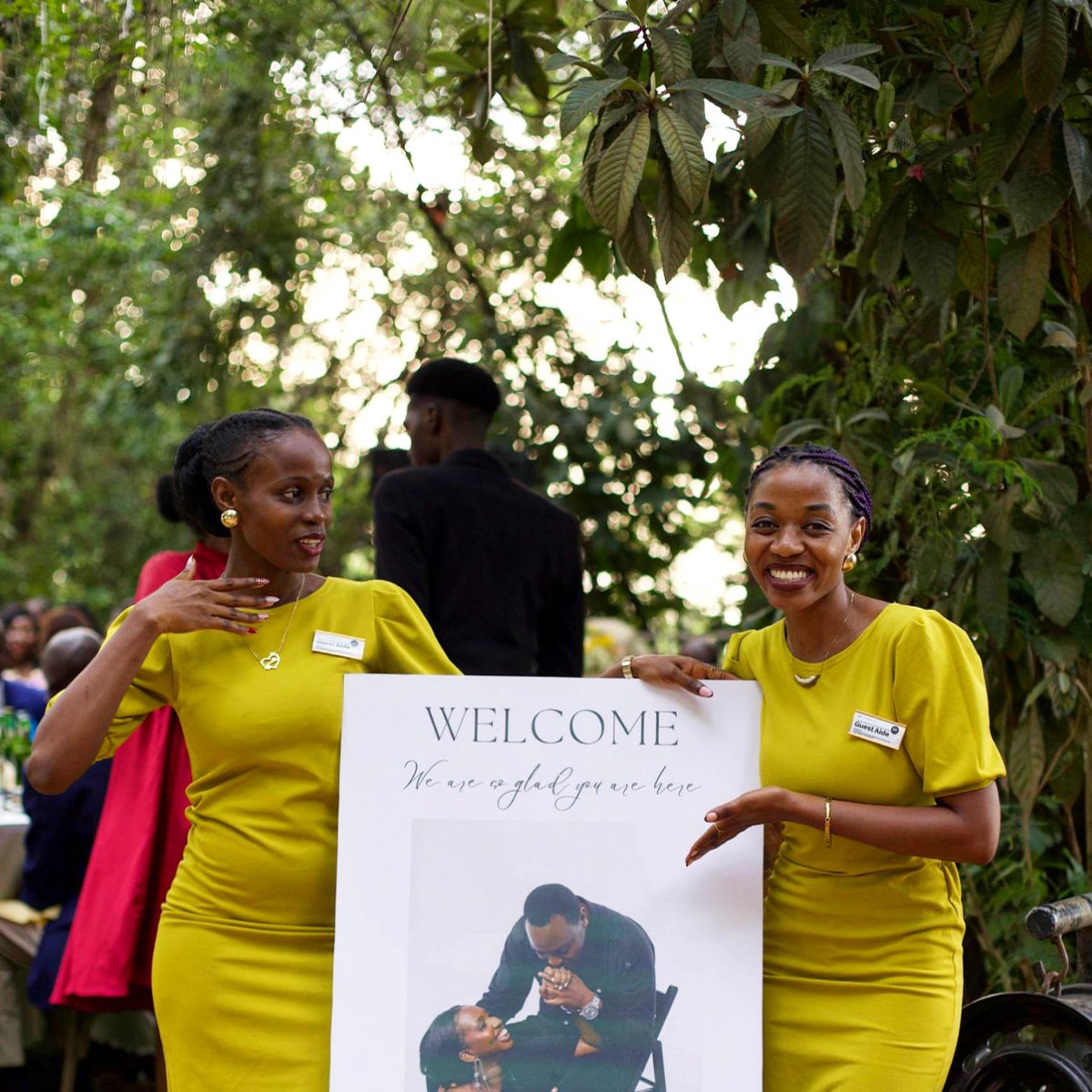 Doué Hostesses Uganda tweet media