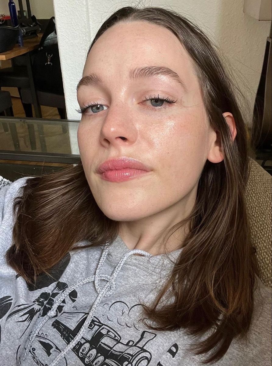 user53970's tweet image. Face reveal ts