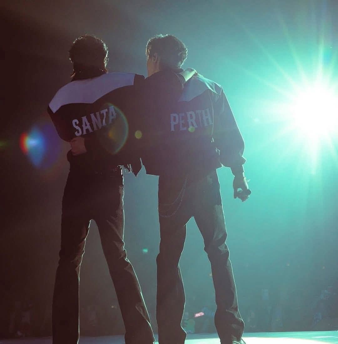 khinzzzr's tweet image. Rt and Rp 

This year was written in quiet support and endless hearts. PSDFAN 2025 will always live gently inside us.

PSDFAN RECAP2025 TO PSD

#PerthSantaDomiiaJourney2025
#PerthSanta #เพิร์ธแซนต้า #DOMIIA