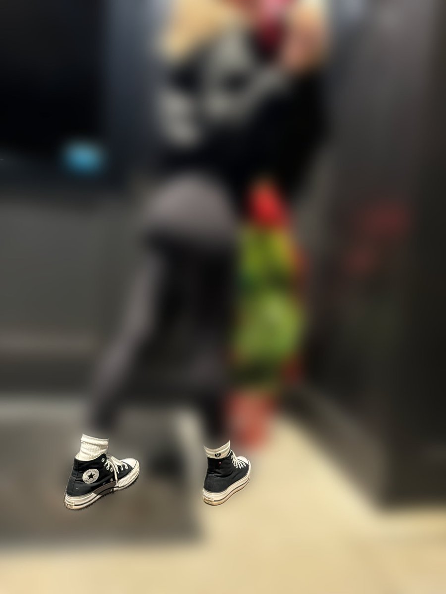 shoe slut!

stroke for her shoes beta 🤭🌀

kiss them~

#censor #goonette #fabricsexual #nsfw #beta #loser #virgin #findom #IRL #irlsubmissions