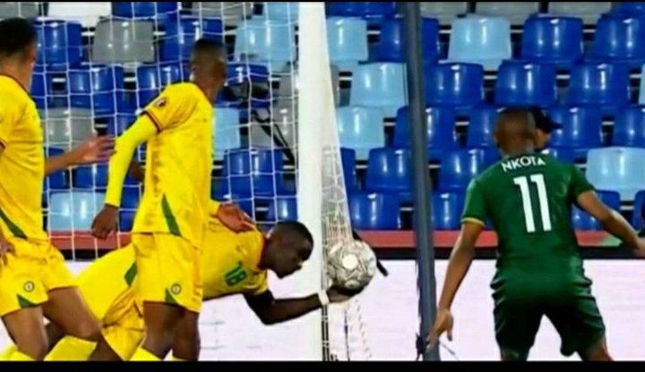 AndnashM's tweet photo. Bro forgot to say change keeper 💀 😂 man my happiness was ruined 😪 https://t.co/3sBNrSl81I