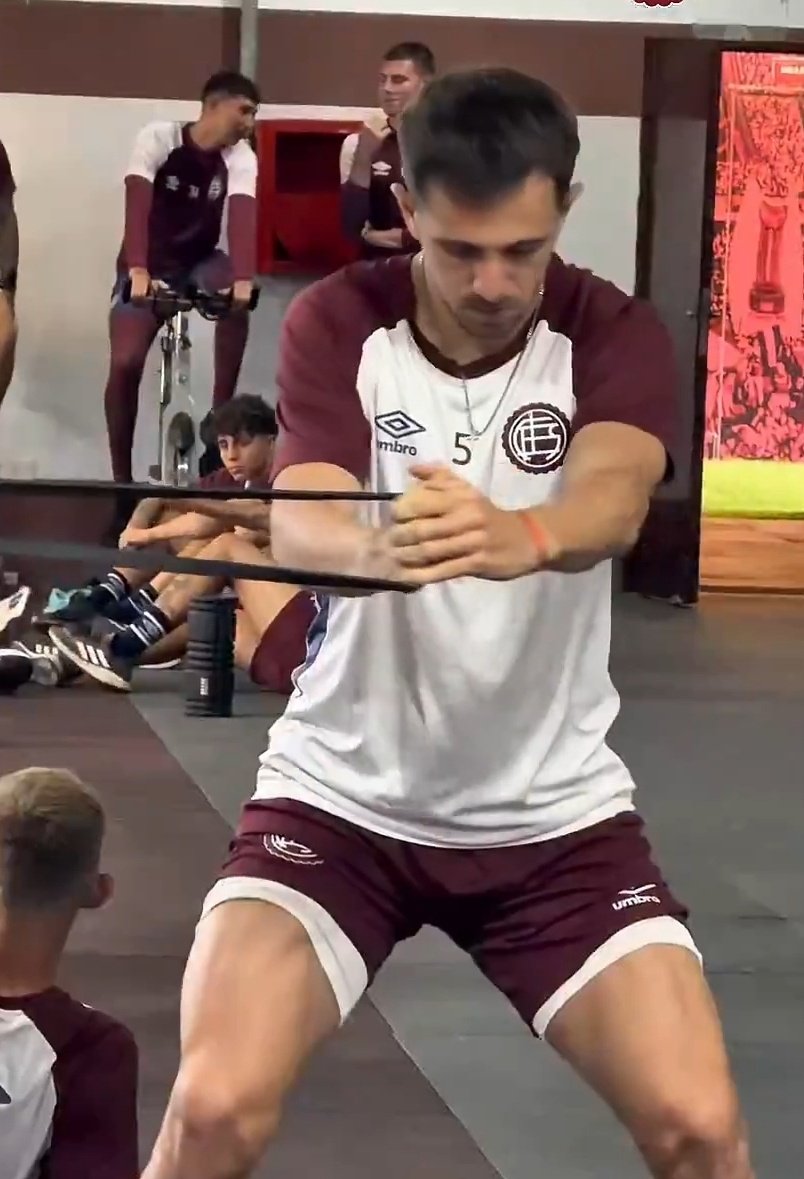 ESTAN VIVOS, ABRAZADME JODER