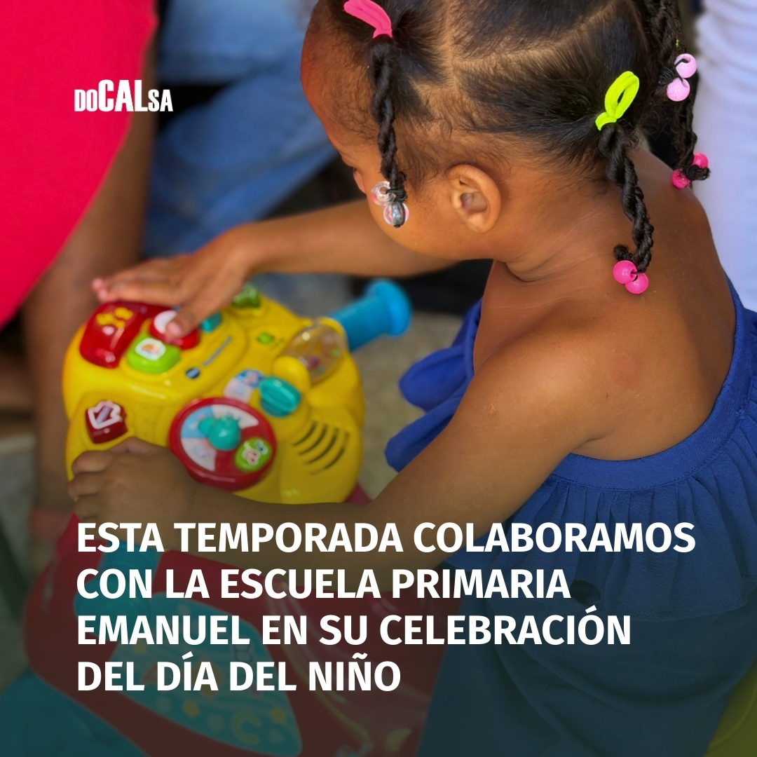 Docalsa_do's tweet image. En el Día del Niño compartimos un momento especial con los estudiantes de la Escuela Primaria Emanuel, realizando una donación de juguetes como parte de nuestro compromiso con el desarrollo social y comunitario. 💚

#DocalsaRD #BienestarComunitario #ResponsabilidadSocial