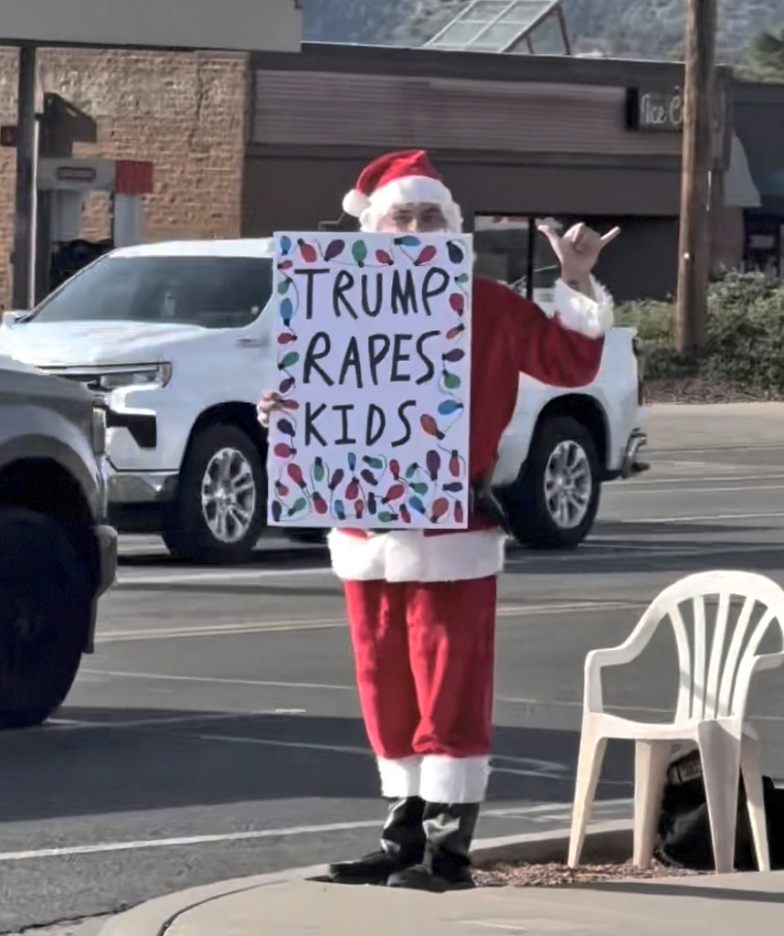 MilesTaylor47's tweet image. #maga #trump 
not that maga #trumpers 
 don't want to due it also