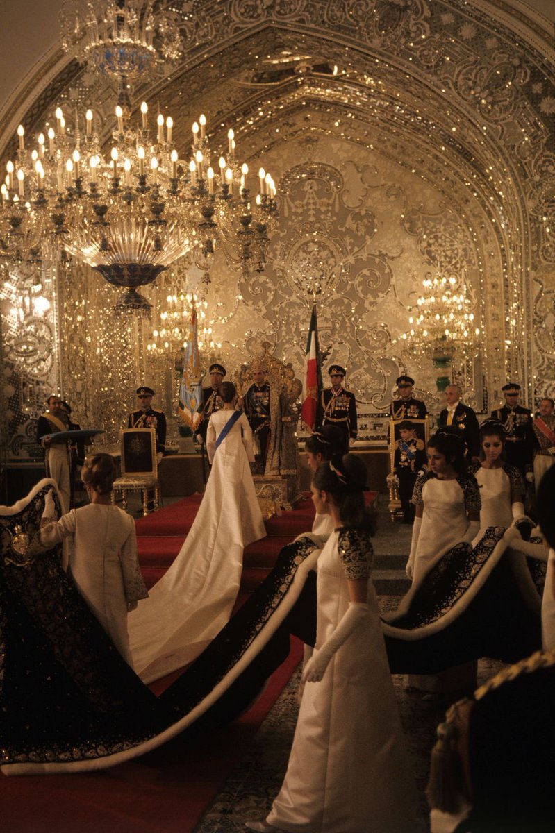 زنده باد خاندان ایران ساز پهلوی👑