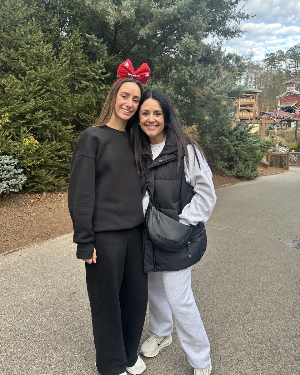 Hope Darst tweet media