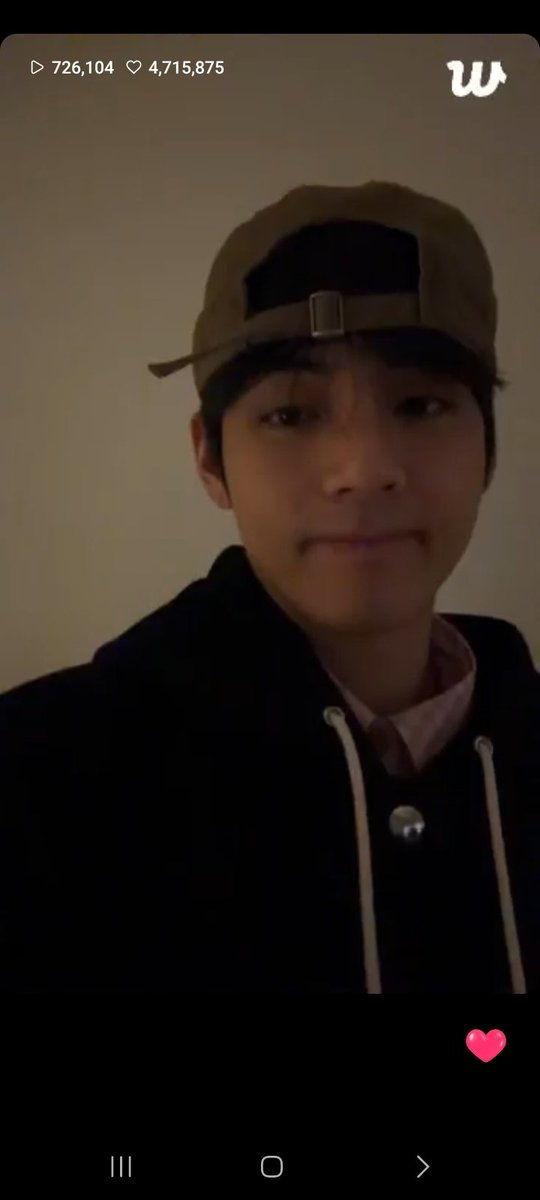 ته‌ته رفت، این بشر سه سالشه نه سی سال🥹😭🤧خداروشکر الان اومد لایو وگرنه فردا کلا کلاس دارم و اگه لایو تولدشو میومد نمیرسیدم، بازم تولدت مبارک خرس عسلی آرمی و بنگتن🥰💜✨️
Happy Birthday Taehyung
#TaehyungOurPurpleLight
#TimelessIconTaehyung
#HAPPYVDAY
<a href="/BTS_twt/">방탄소년단</a>