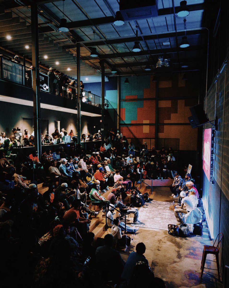 BeijaMVelez's tweet photo. Atlanta showed out 💎 2025 Sneaker of the Year panel in the A was a movie &amp; I got to speak with some other amazing, talented folks @jaetips @trinidadjamesgg @casshyvee @sniperj0nes @okjulo @kofromatatf Born in the A raised in Decatur, &amp; sneakers is what changed my life. Grateful! https://t.co/RAU9Aaw2F5