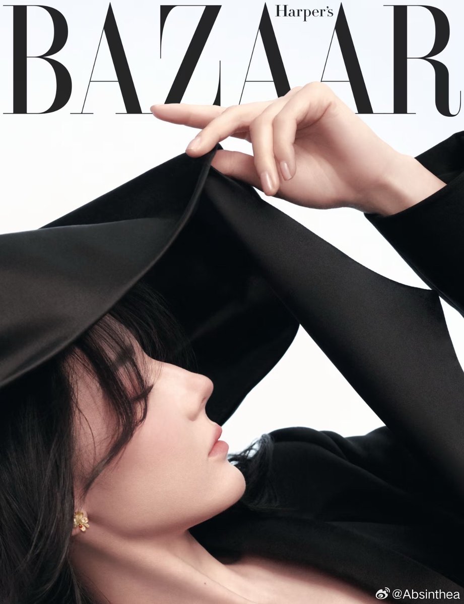 bidencoolzobiya's tweet image. #DilrabaDilmurat x Harper's #Bazaar January 2026:
#Harper's Bazaar January Issue# Restraint and perfection, romance and clarity. Tomorrow at 10 AM, a new year, see a new her. #Dilraba