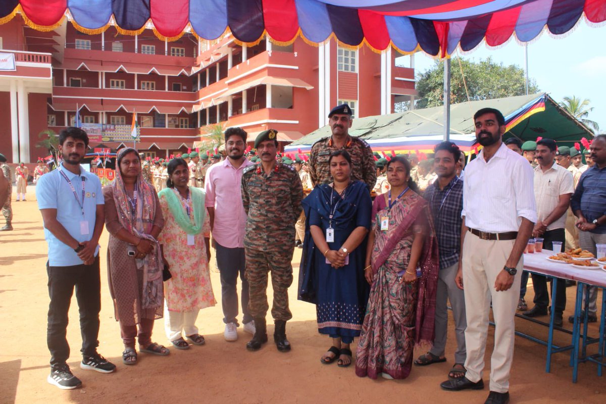 gpnccktym's tweet photo. The Idukki DDMA received a token of appreciation from Brigadier GVS Reddy, Group Commander, NCC Group Kottayam, for successfully coordinating the Yuva Aapda Mitra Camp. dedicated efforts.The YAMS training is underway at St George HSS Kattappana under the aegis of 33 Kerala NCC Bn https://t.co/IjmKgdCjdo