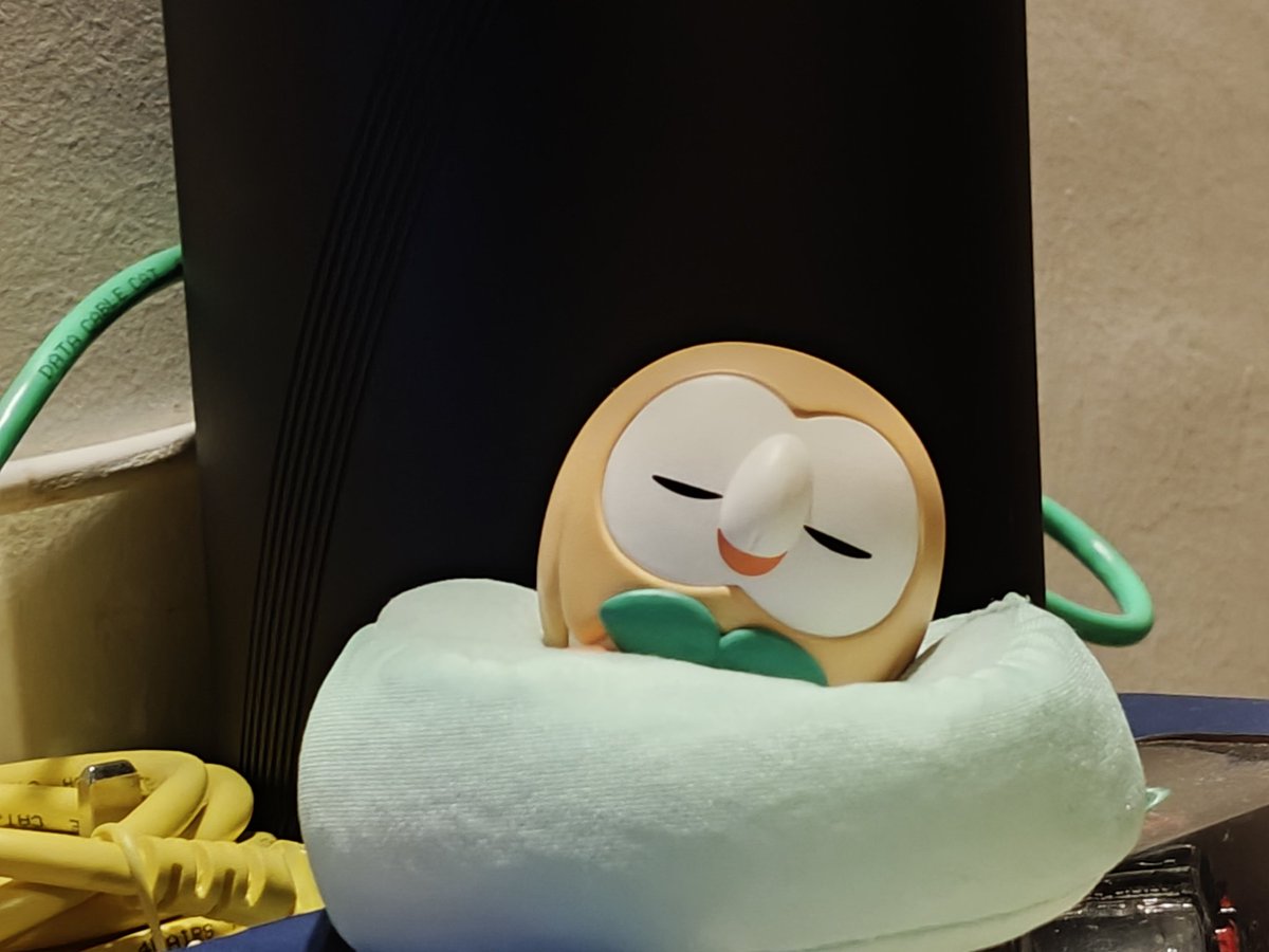 final222's tweet image. My brother got this for me it's so cute aaaa