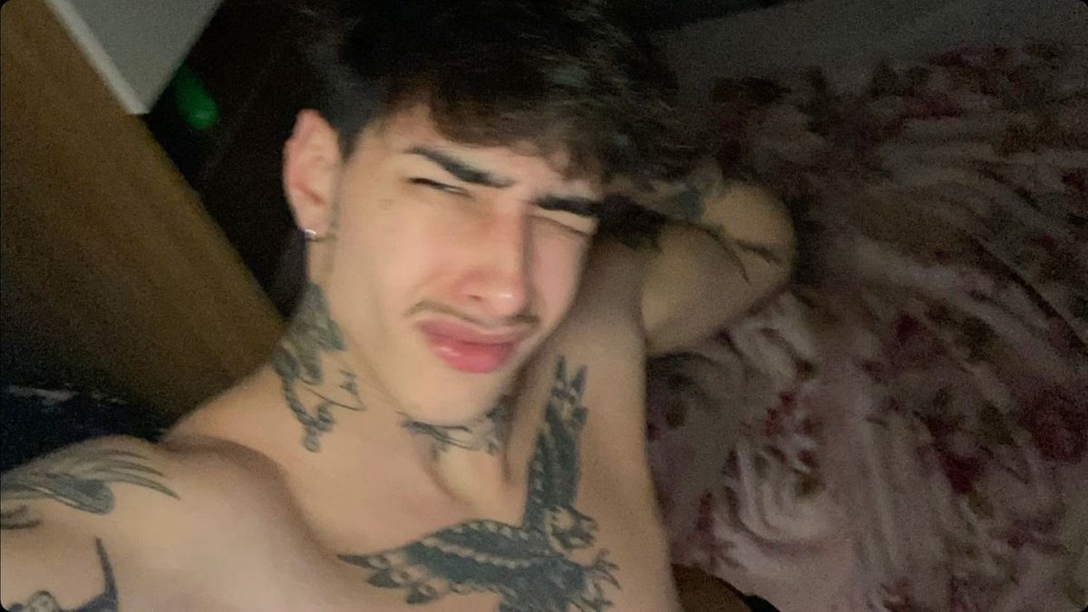 𝐂'onstantine tweet media