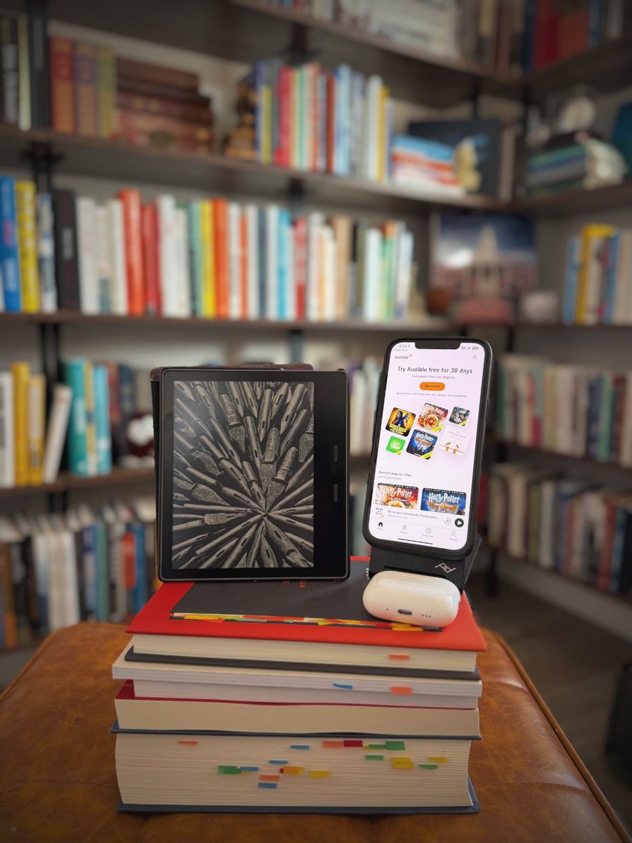 DLPatterson's tweet image. 📚 10 TIPS: How to Read More in 2026 📚

I love to read (but haven't always).

For the last decade or so I've read 100–150 books a year on average.

And here's what I would tell the younger me, or someone interested in reading more.