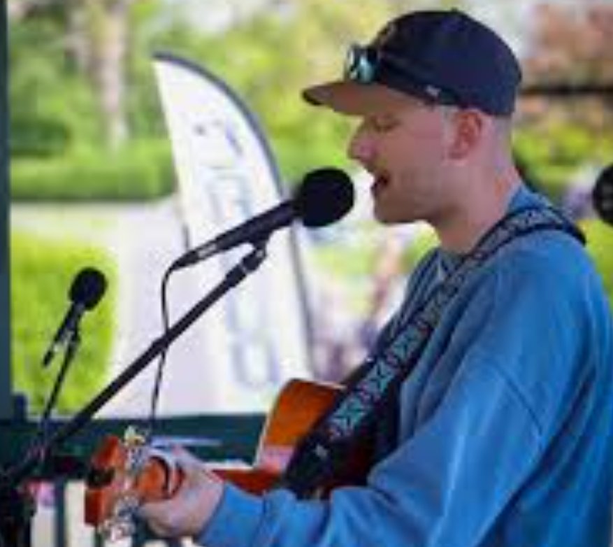 Alex McCormack, guitar vocalist will be performing at FGC between 1730 &amp; 1930 on NYE. Come down for a chilled vibe with friends and family.
The bar will close at 9pm.
