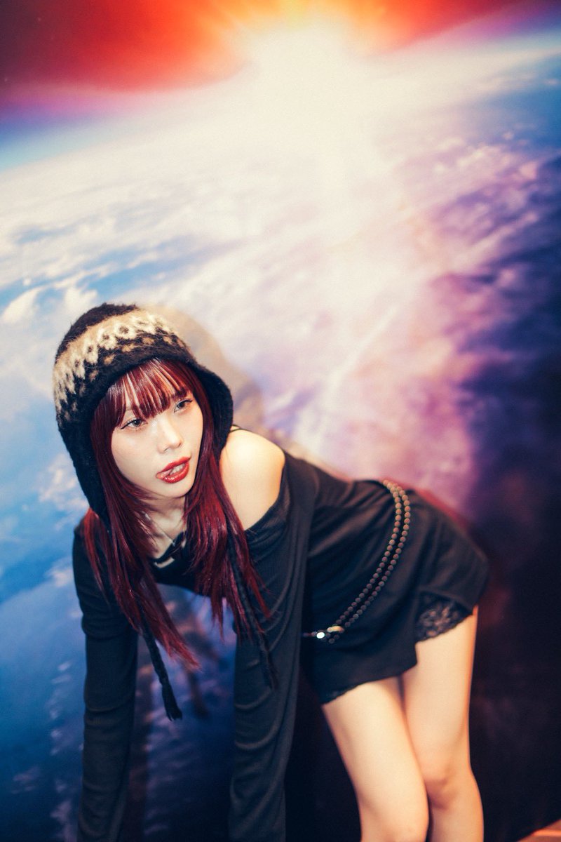 aina_BiSH's tweet photo. 2025年締めくくりフェス
COUNT DOWN JAPAN2526
ありがとうございました。
この1年間ライブで成長できたのは
目を合わせてくれたあなたのおかげです。
アヒルちゃんも、チームのみんなにも
心からありがとうの気持ちがいっぱい。

あとは、レコ大。紅白。CDTV。
駆け抜けるぞーーっ❤︎たのしみだね！ https://t.co/rJTmB6T6dS