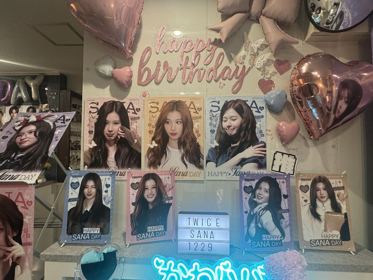 TWICE サナ センイルカフェ A4 ポスター ラキドロ限定 TWICE サナ センイルカフェ A4 ポスター ラキドロ限定 サナ センイル