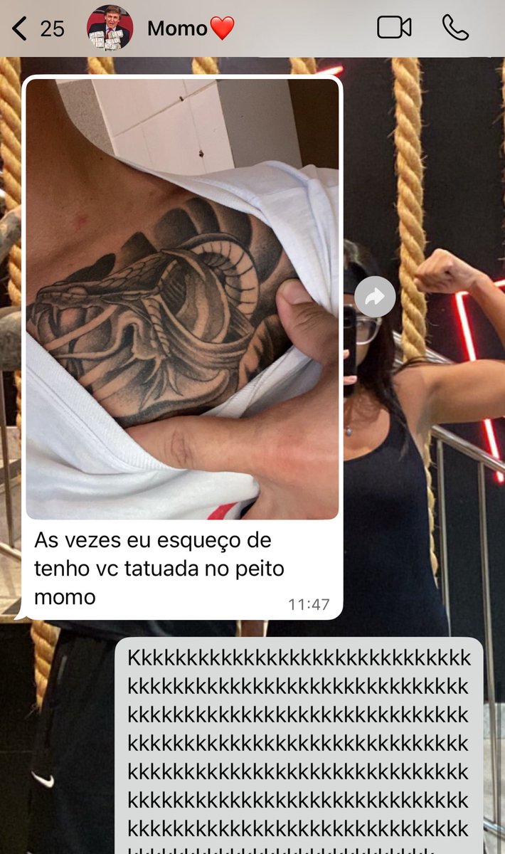 “eu dou minha vida por vc momo”
ele tb: