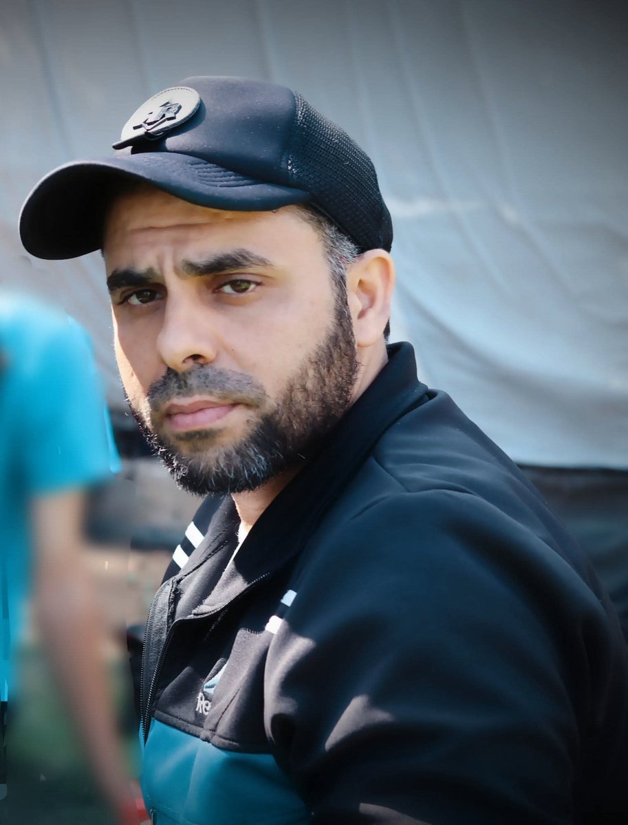 #ابو_عبيدة
#ممن_تشرفهم_الشهادة_ويشرفونها♥️🌹وهل تليق الشهادة الا بمثله🥹؟!
والله العظيم 
زمبؤلك كدا