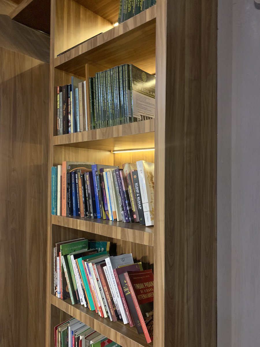 aadjustwall's tweet image. Emmm lumayan