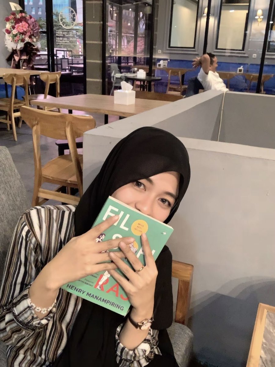 aadjustwall's tweet image. Emmm lumayan