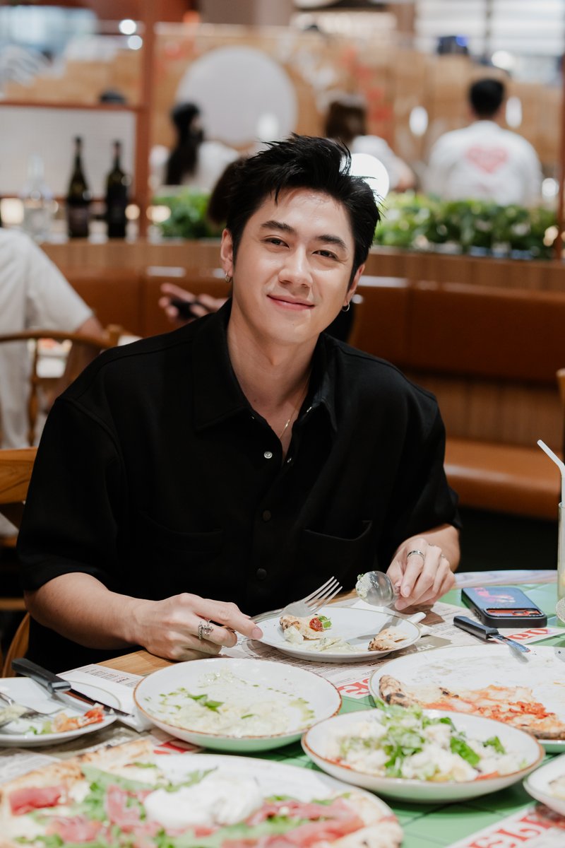 แจม รชตะ (<a href="/RachataJam/">Jam Rachata</a>) กับ New Hangout Destination แห่งใหม่ ใจกลางสยามพารากอน

📍 L'Antica Pizzeria Da Michele, NEXTOPIA, 5th Floor, Siam Paragon 

#JamRachata #แจมรชตะ #pimlapasj #NEXTOPIA #SiamParagon