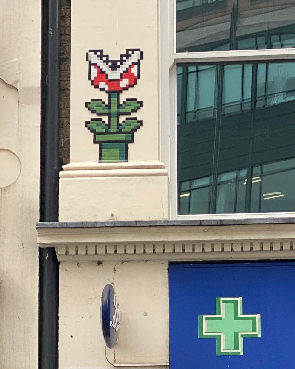 Hookedblog tweet media