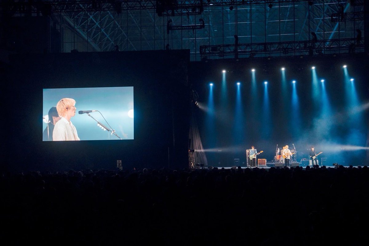 「1年間音楽を続けさせてくれてありがとう、良いお年を。」

🗓️2025年12月29日(月)
📍幕張メッセ国際展示場
1~11ホール・イベントホール

COUNTDOWN JAPAN 25/26

1.話したいこと
2.シティーライト、今夜
3.ダーリン
4.千年計画
5.ハッピーエンドで

#CDJ2526 
#TRACK15