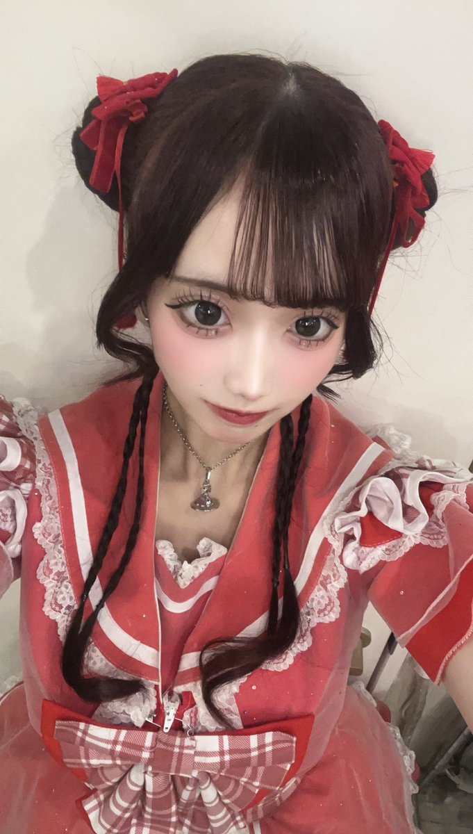 ルンルン⭐︎ページ にじさんじよりデビューしましたルンルンちゃん ( @mo_lunlun_gu ) を