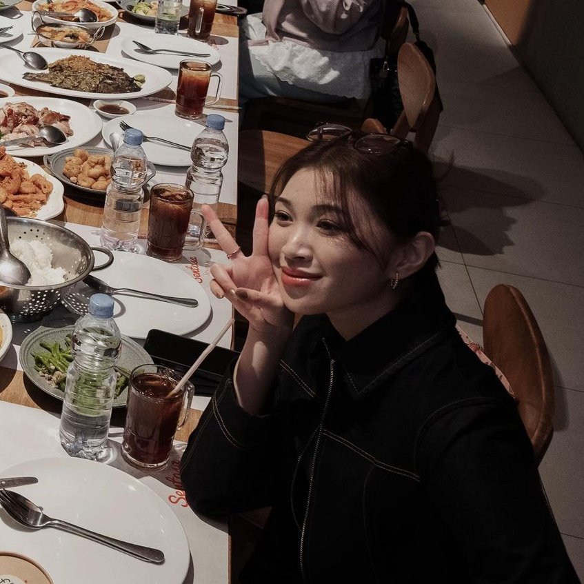 strugglse's tweet photo. they look soooo goood damn that's illegal https://t.co/AT0t4vAFqU