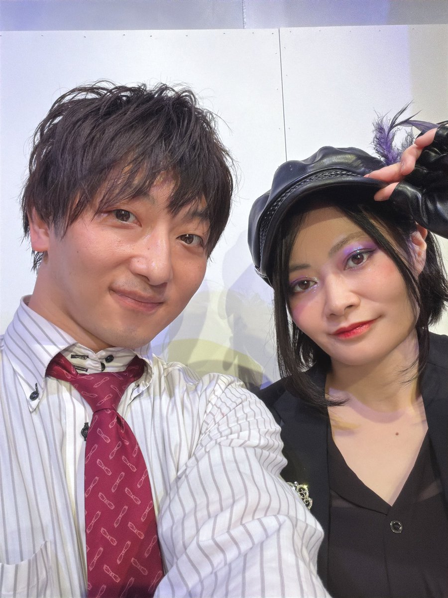 #床の間企画 「サラリーマン!！!」振り返りポスト

女幹部

👔井上由貴さん（ネクタイチーム）
🧣藤澤知香さん（マフラーチーム）

妖艶でコミカルな女幹部を演じたお二方

#床サラ