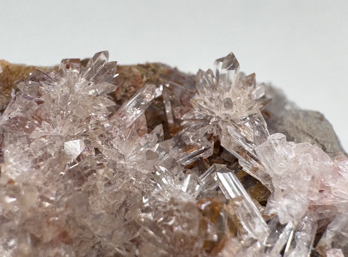 青と風景の石コレクター まき (@penguin_mineral) / Posts / X