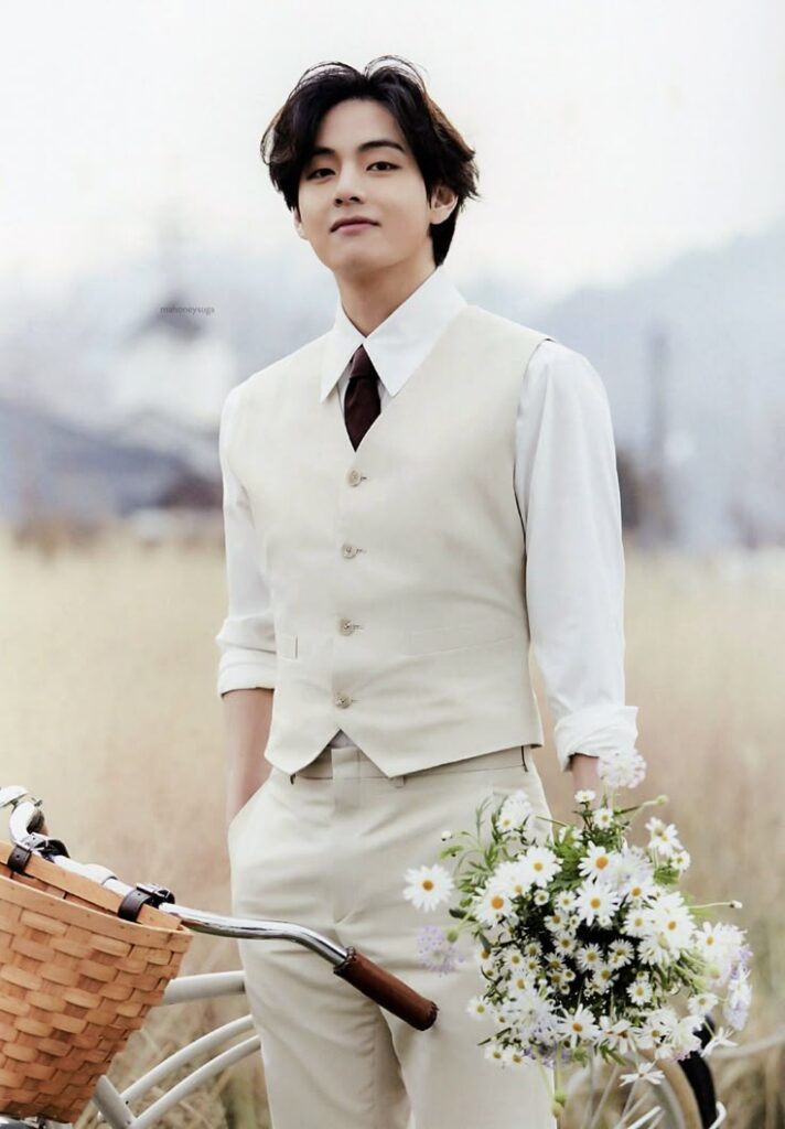 YouCallMeKarl's tweet image. My baby, OG, beloved Kim Taehyung
Happy 30th! Thank you for being a blessing. You will always be my number 1! Love you always!💜

HAPPY TAEHYUNG DAY
#HAPPYVDAY
#HappyBirthdayTaehyung
#30on30MiracleTaehyung
#TaehyungOurPurpleLight 
#TimelessIconTaehyung
#VEpitomeOfExcellence