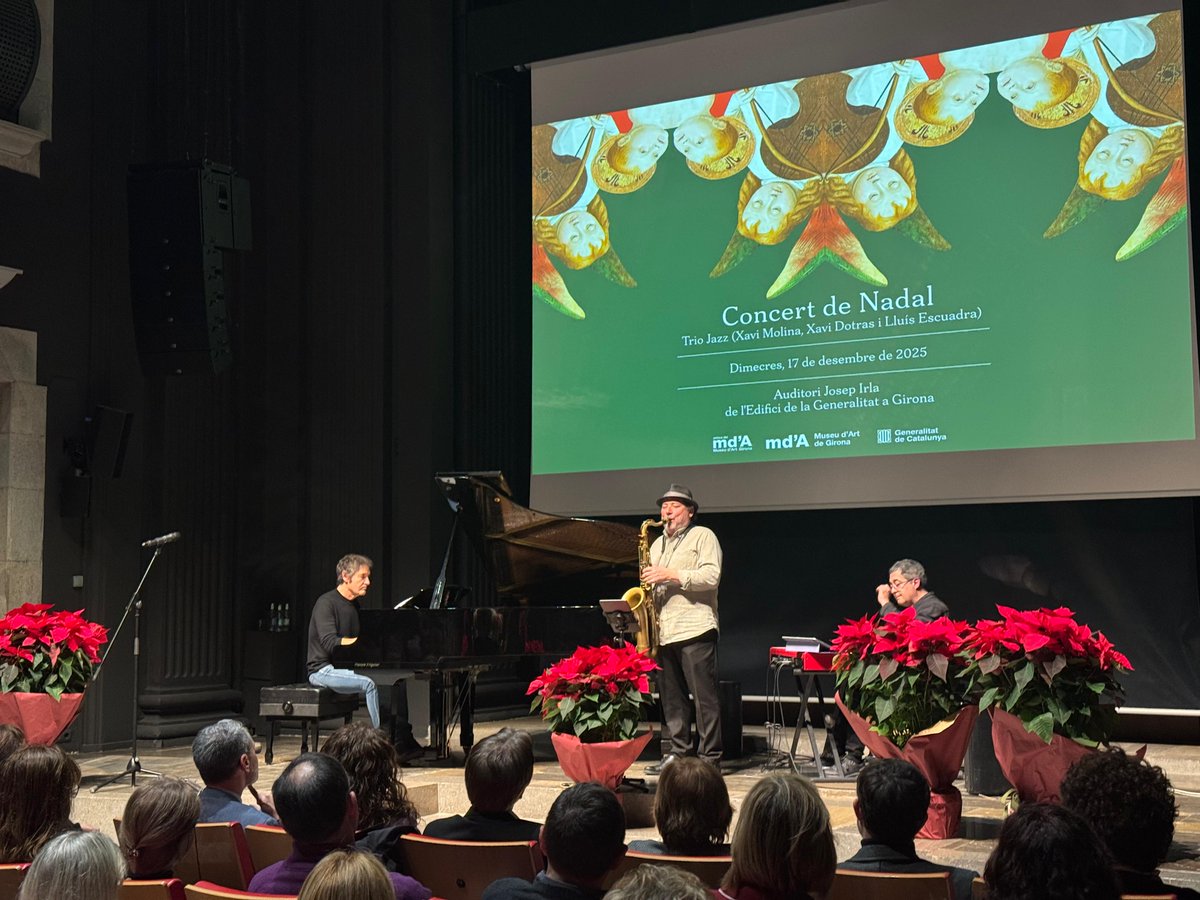 ParramonPere's tweet photo. Cites sensacionals d'aquestes festes a Girona: el Concert de Nadal dels @AmicsMdA a l'Auditori Josep Irla de la @gencat a Girona, el Cant de la Sibil·la a la @CatedralGirona i els @elspastoretsgi al @teatre_gi (fotografia de Valentí Calero). https://t.co/hDhbfTty1O