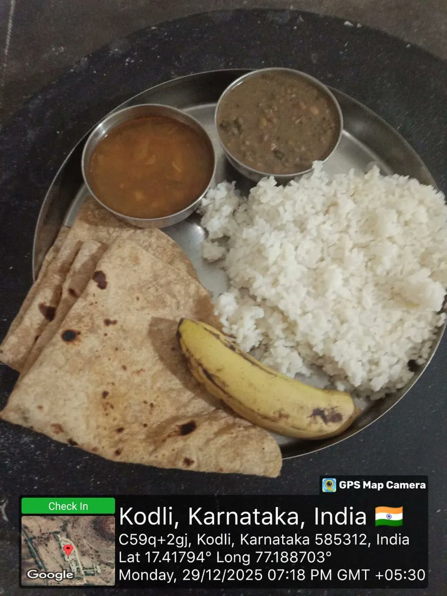 479Kodli's tweet photo. Night dinner... #SocialAudit_SWDMeals #SocialWelfare_Karnataka https://t.co/AC9D1e3mz9