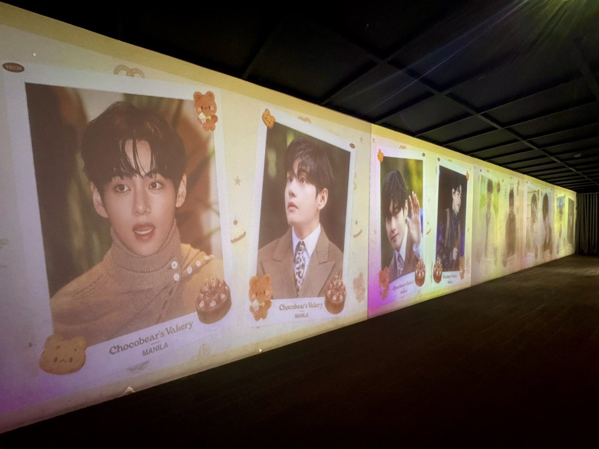 BTSVChartData's tweet photo. Tae’s Birthday Project in Manila, Philippines! 🇵🇭

HAPPY TAEHYUNG DAY
#HappyBirthdayTaehyung
 #TimelessIconTaehyung
#TaeOurWinterComfort
#TaehyungOurPurpleLight https://t.co/l0IbpU0sxx