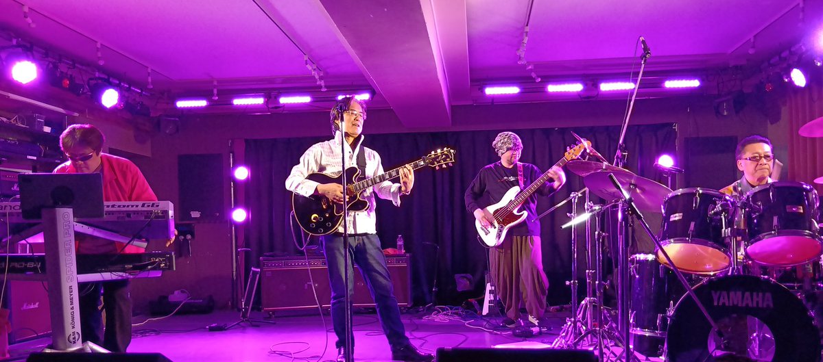 てすふ tweet media