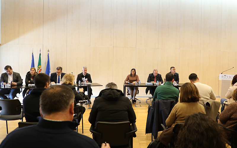 Assembleia Municipal aprovou Orçamento e Plano de Atividades para 2026 dlvr.it/TQ3YLD