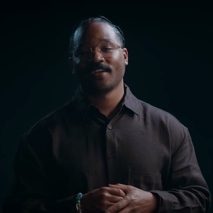 DiscussingFilm's tweet image. Ryan Coogler says his ‘X-FILES’ series will have a similar structure as the original show

“We intend on having both monsters of the week and also the overarching conspiracy”

(Source: youtu.be/l0txrwxpGjw?si…)