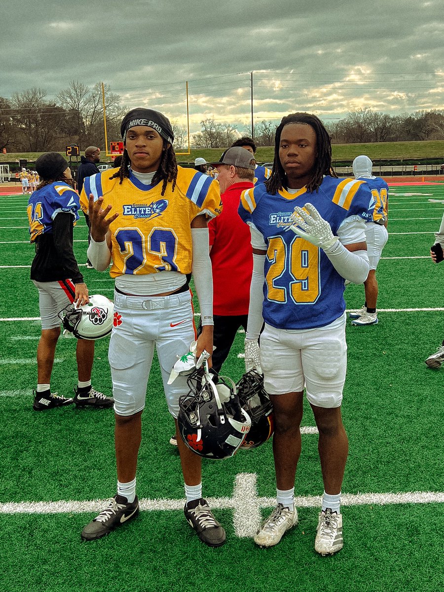 Keiland “JuJu” Miley 3️⃣ tweet media