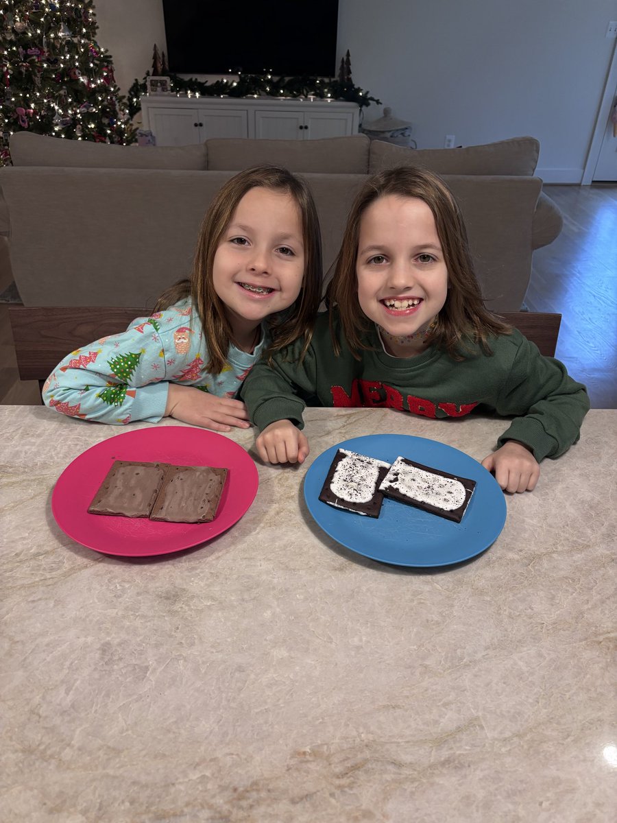 RickandBach's tweet photo. Daughters were so excited to buy and try pop tarts today after enjoying watching the bowl game

Thank you @PopTartsBowl for keeping a sliver of college football fun and with a soul https://t.co/v4oEun1DWs