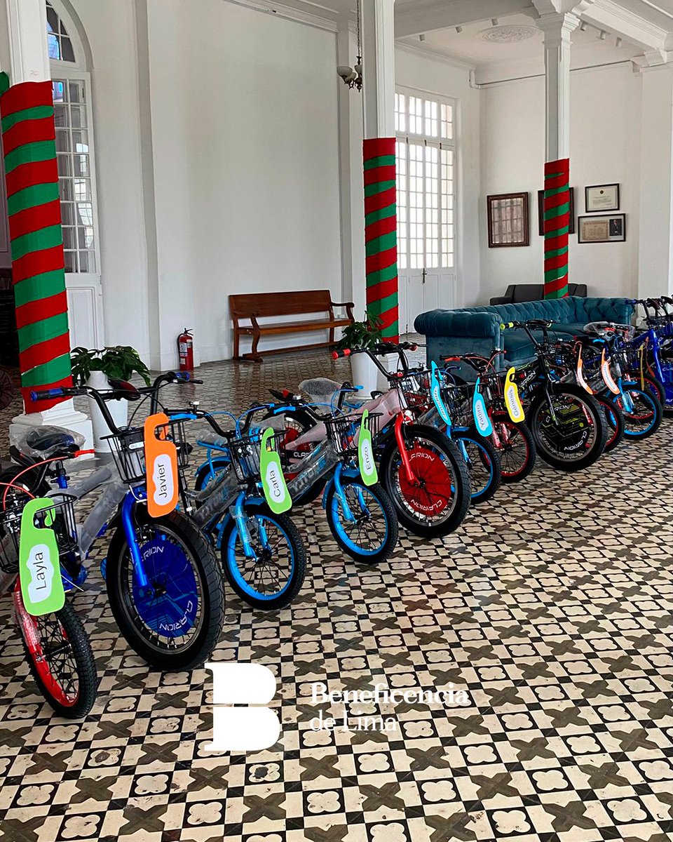 BeneLimaPeru's tweet photo. 🎄💜 El Estudio Muñiz donó bicicletas al Puericultorio Pérez Araníbar, regalando ilusión, sonrisas y esperanza esta Navidad. 💜🚲 https://t.co/38ETQmfbeV