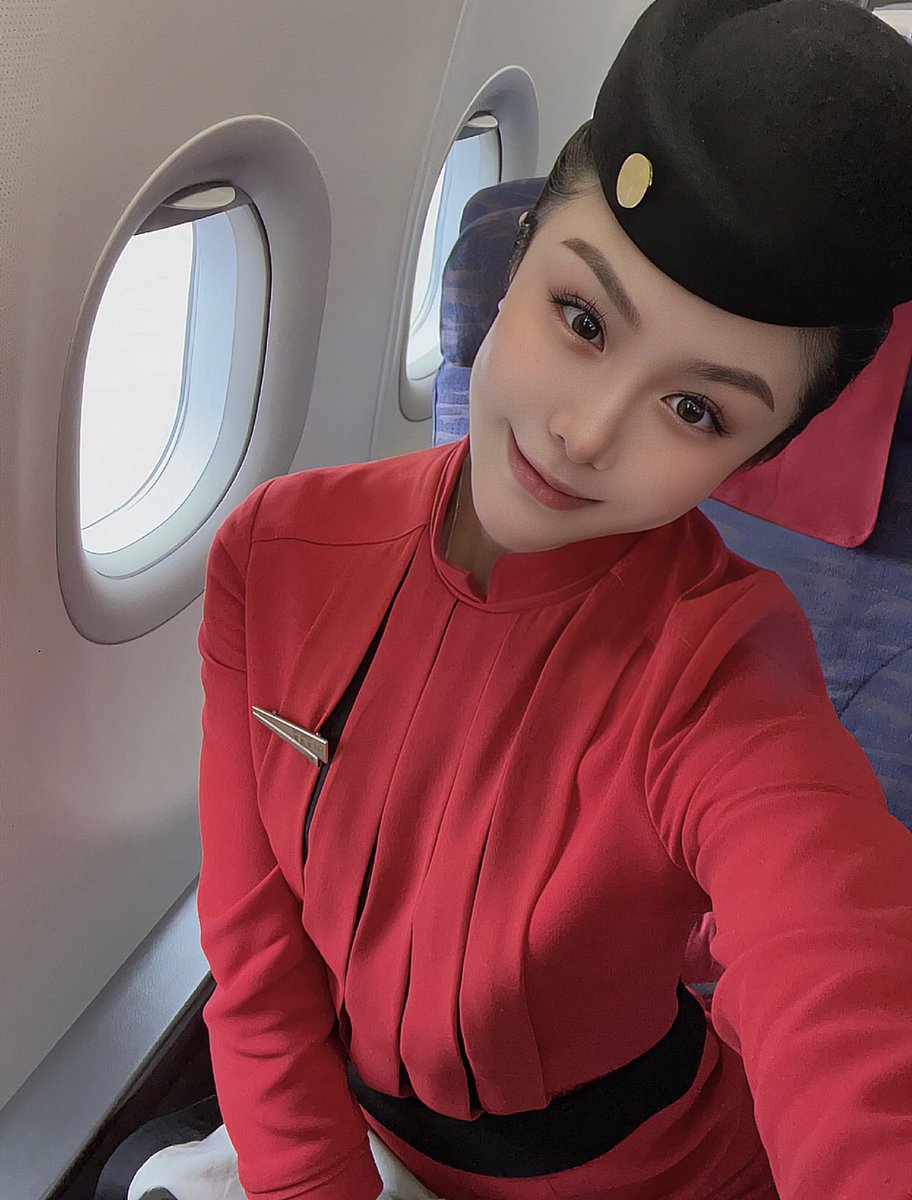 川航空姐 菲菲 tweet media